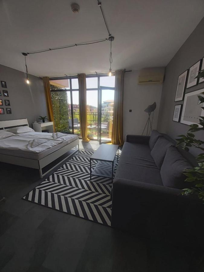 Nobel Private Vip Apartments 阳光海滩 外观 照片